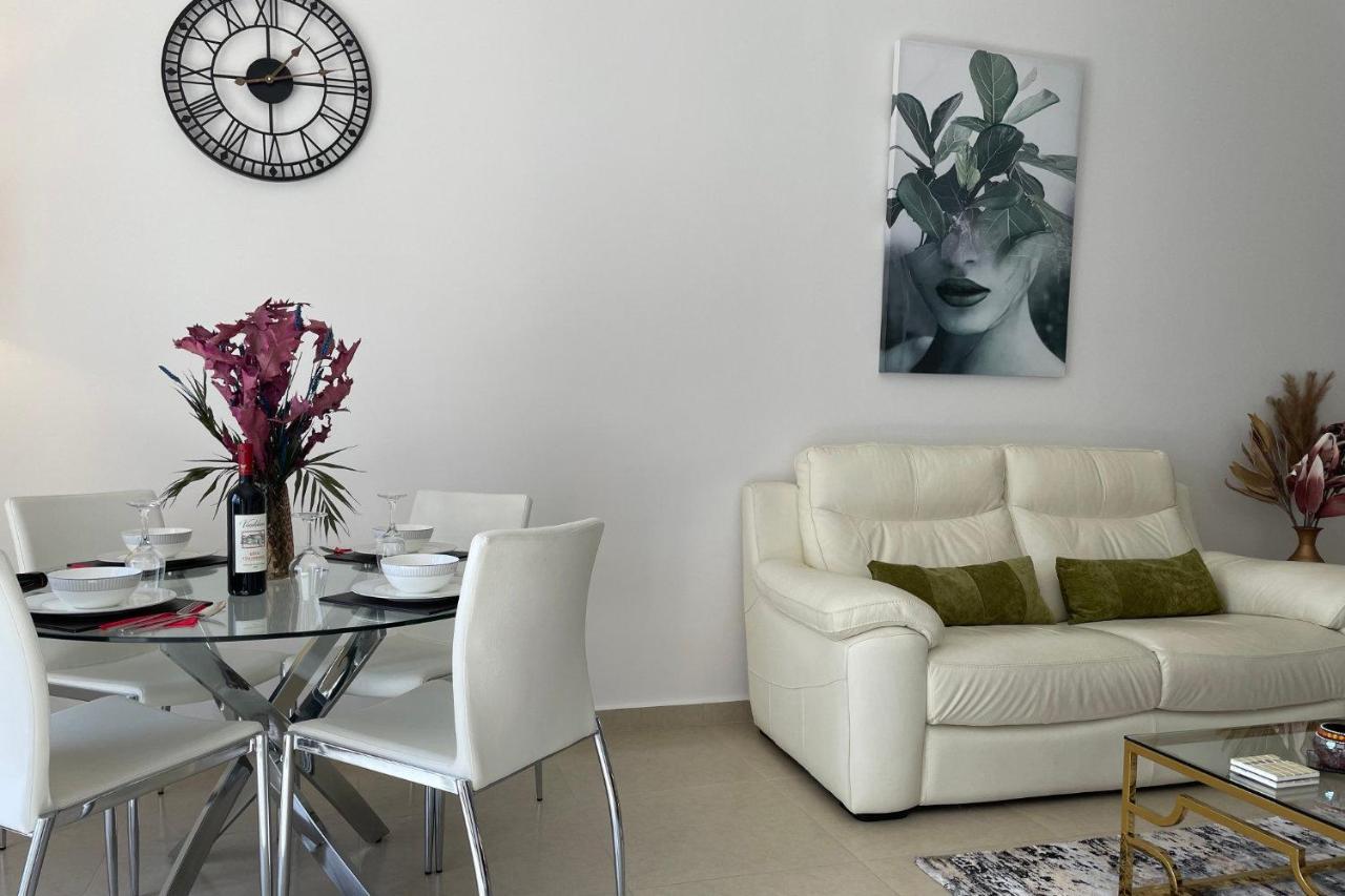 Eleona'S Royal Gardens By Yiota - Luxury 2 Bed Apartment In Exclusive Complex Пея Екстериор снимка