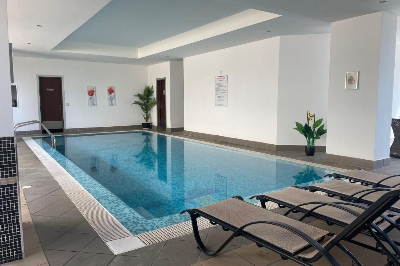 Eleona'S Royal Gardens By Yiota - Luxury 2 Bed Apartment In Exclusive Complex Пея Екстериор снимка